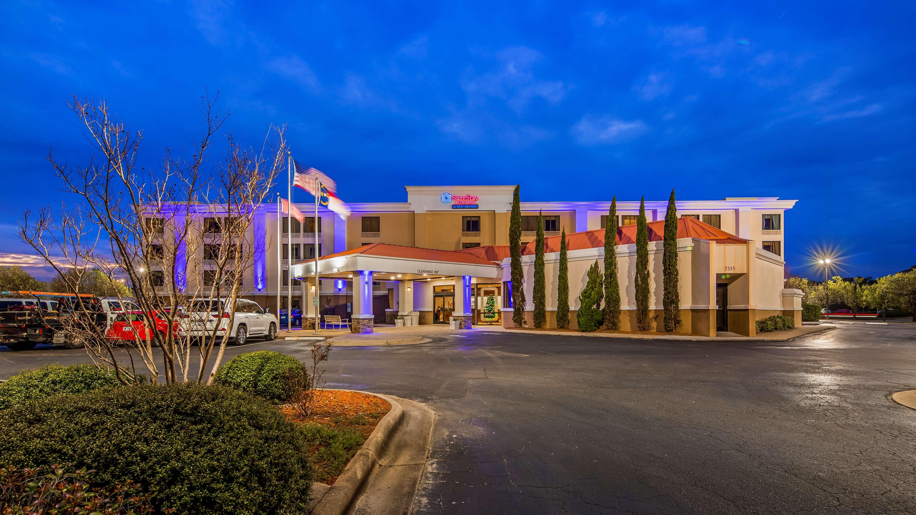 Clarion Pointe Jacksonville Near Camp Lejeune Exterior foto