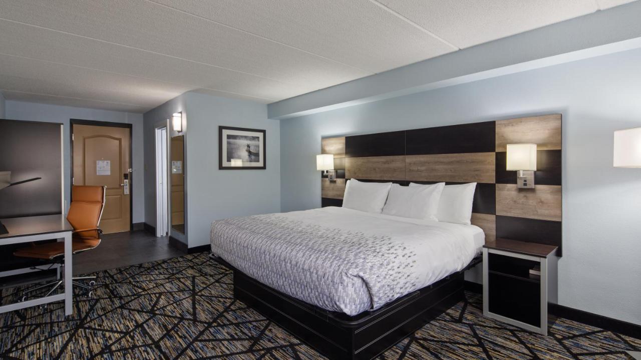Clarion Pointe Jacksonville Near Camp Lejeune Exterior foto